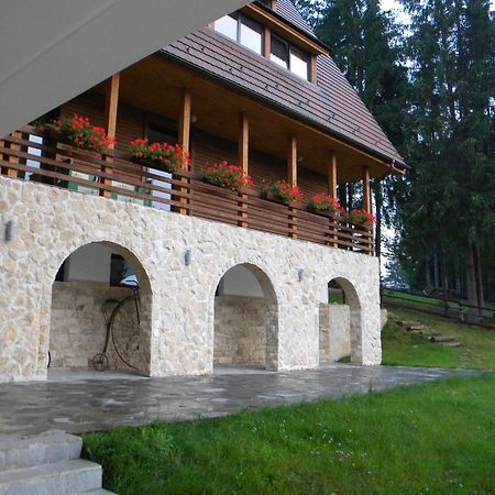 Pensiunea Smida Park Exterior foto